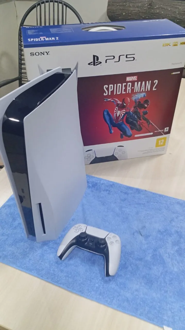 PS5 Marvel - Seminovo, aceita mídia física e com pouquíssimas horas de uso.