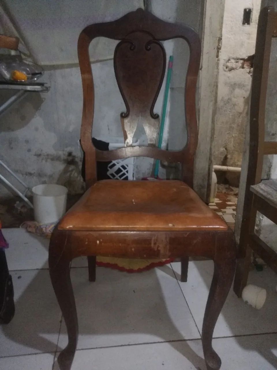 Cadeira antiga madeira  - Foto 3