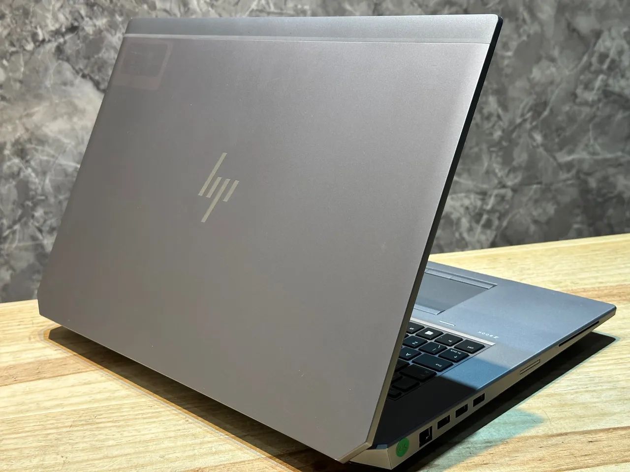 Notebook Engenharia 3D Zbook i5-(8ª Ger), 32GB, SSD 512GB, 4GB de Vídeo    - Foto 4