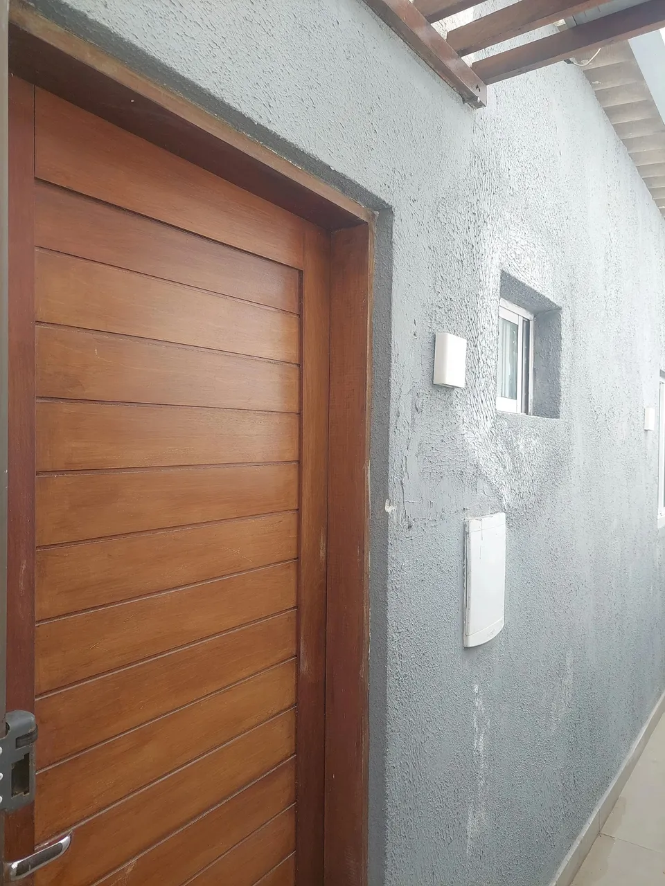ALUGO KITNETS 1/4 S/ MOBILIA LAGOA NOVA - CAVALCANTE CORRETOR CL5787