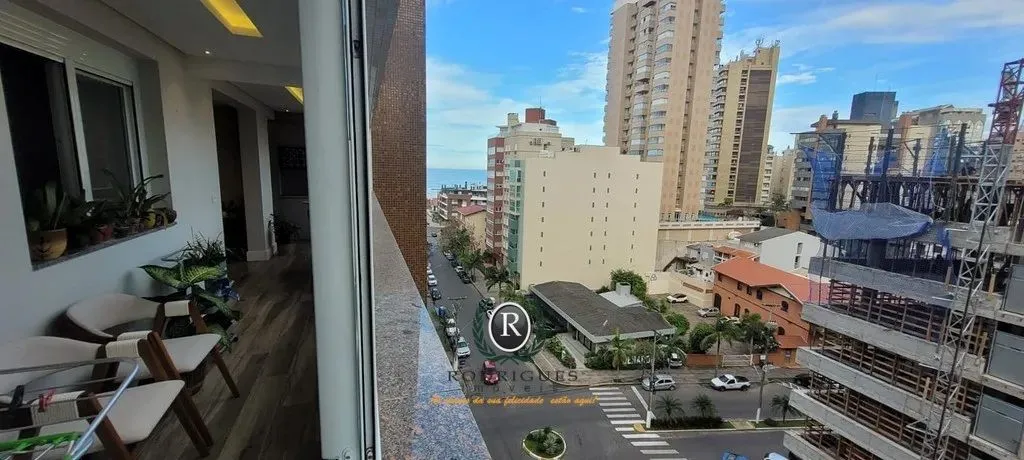 Apartamento a venda Torres RS com vista mar