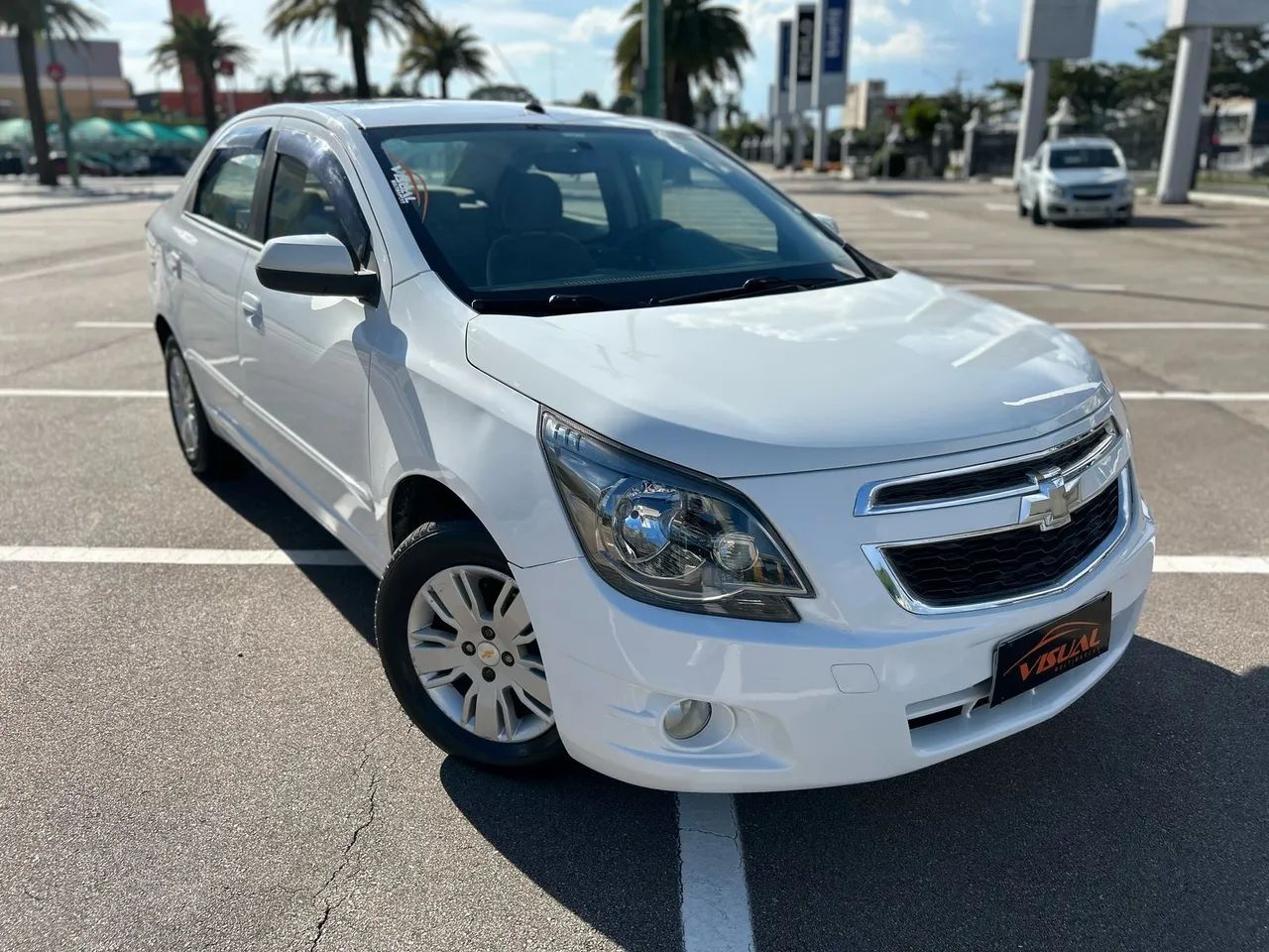 12-Chevrolet Cobalt 2014 20mil entrada +parc