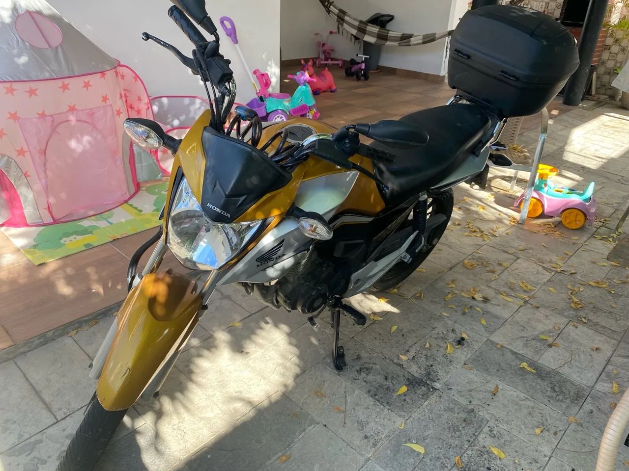 Oportunidade: Vendo TITAN 2022 - Foto 3