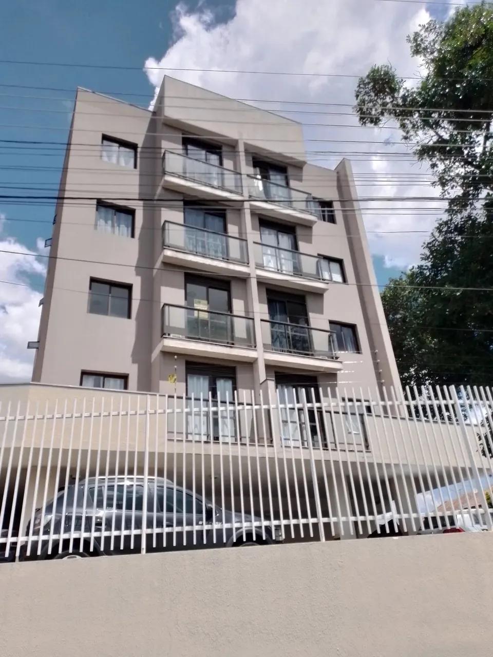 Imóvel para aluguel tem 27 metros quadrados com 1 quarto em Cajuru - Curitiba - PR