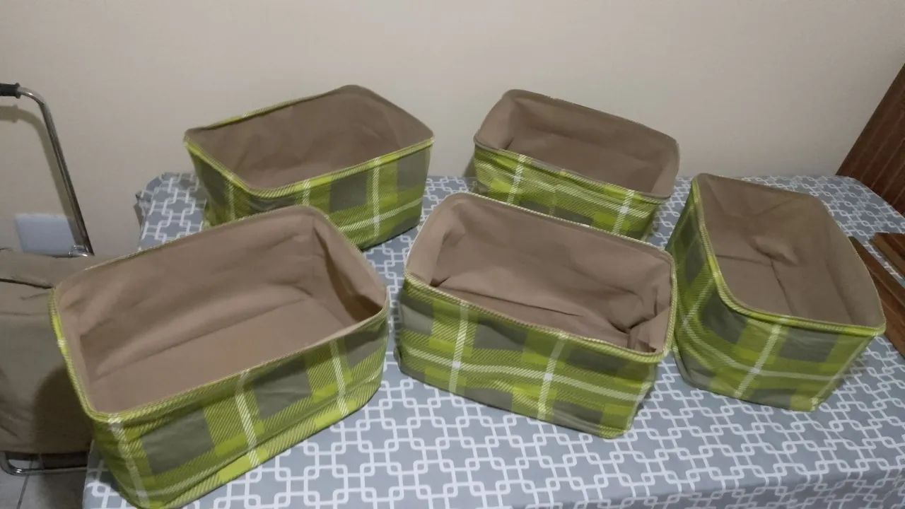 Cestos Organizadores em Tecido Verde