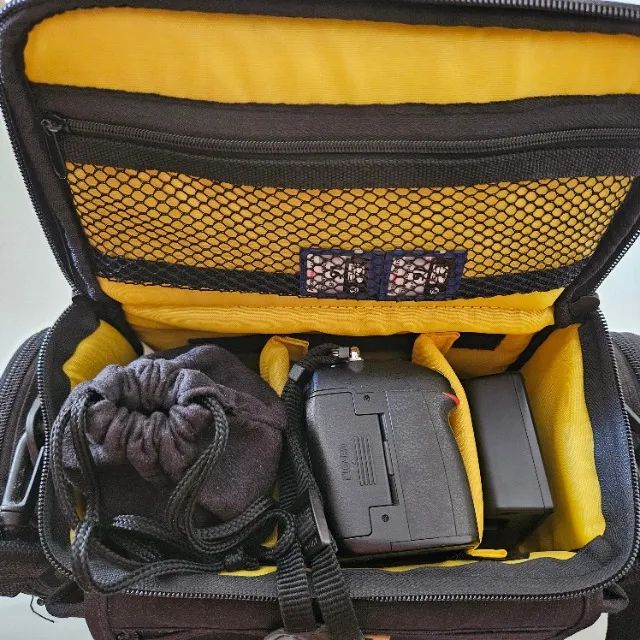 Câmera NIKON DSLR D-7100 COMPLETA, com acessórios - Foto 4