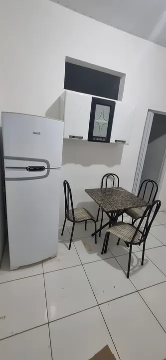 KITNET MOBILIADO ( QUARTO , SALA, COZINHA e BANHEIRO)