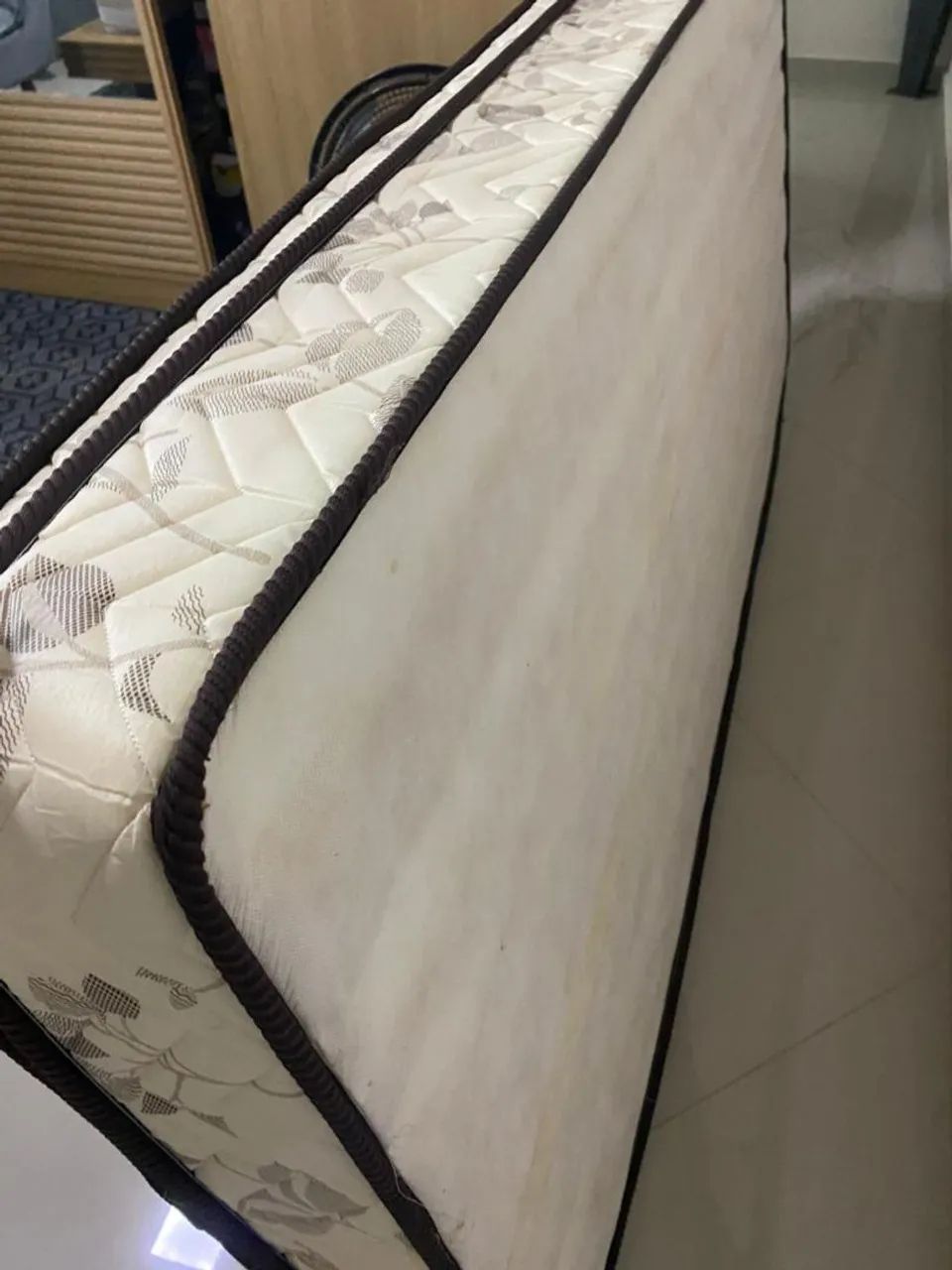 CAMA SOLTEIRO + COLCHÃO EM BOM ESTADO 64315086624770122