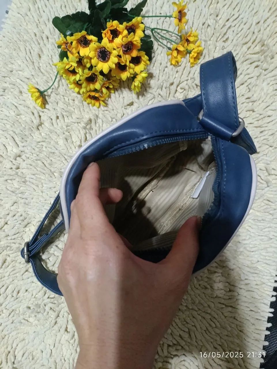 bolsa pequena transversal snoopy  marca semax - cor azul. - Foto 3