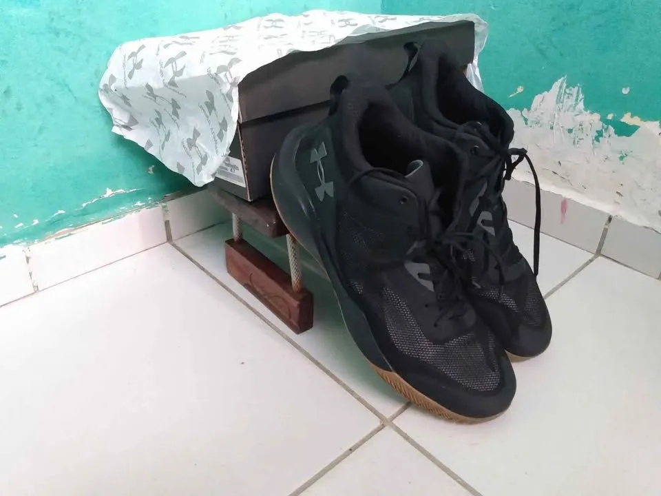 Tênis Under Armour 48 - Preto