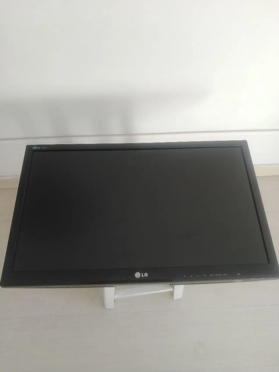 Monitor LG tv 26 M2631D-PS