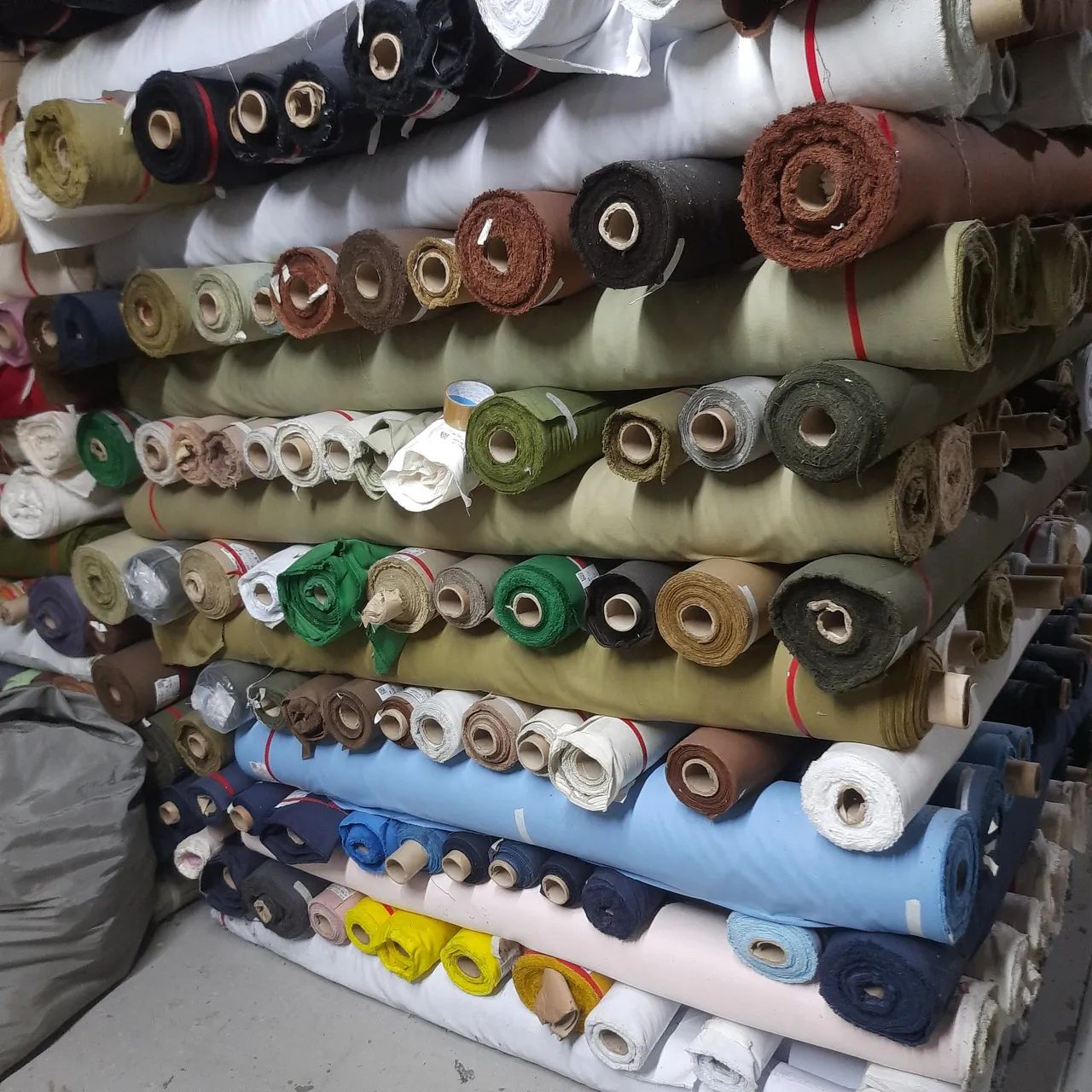 Tecidos lonas  várias cores 