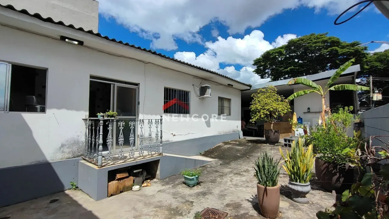 Casa em Rua Eugenio Volpini - São João Batista (Venda Nova) - Belo Horizonte/MG