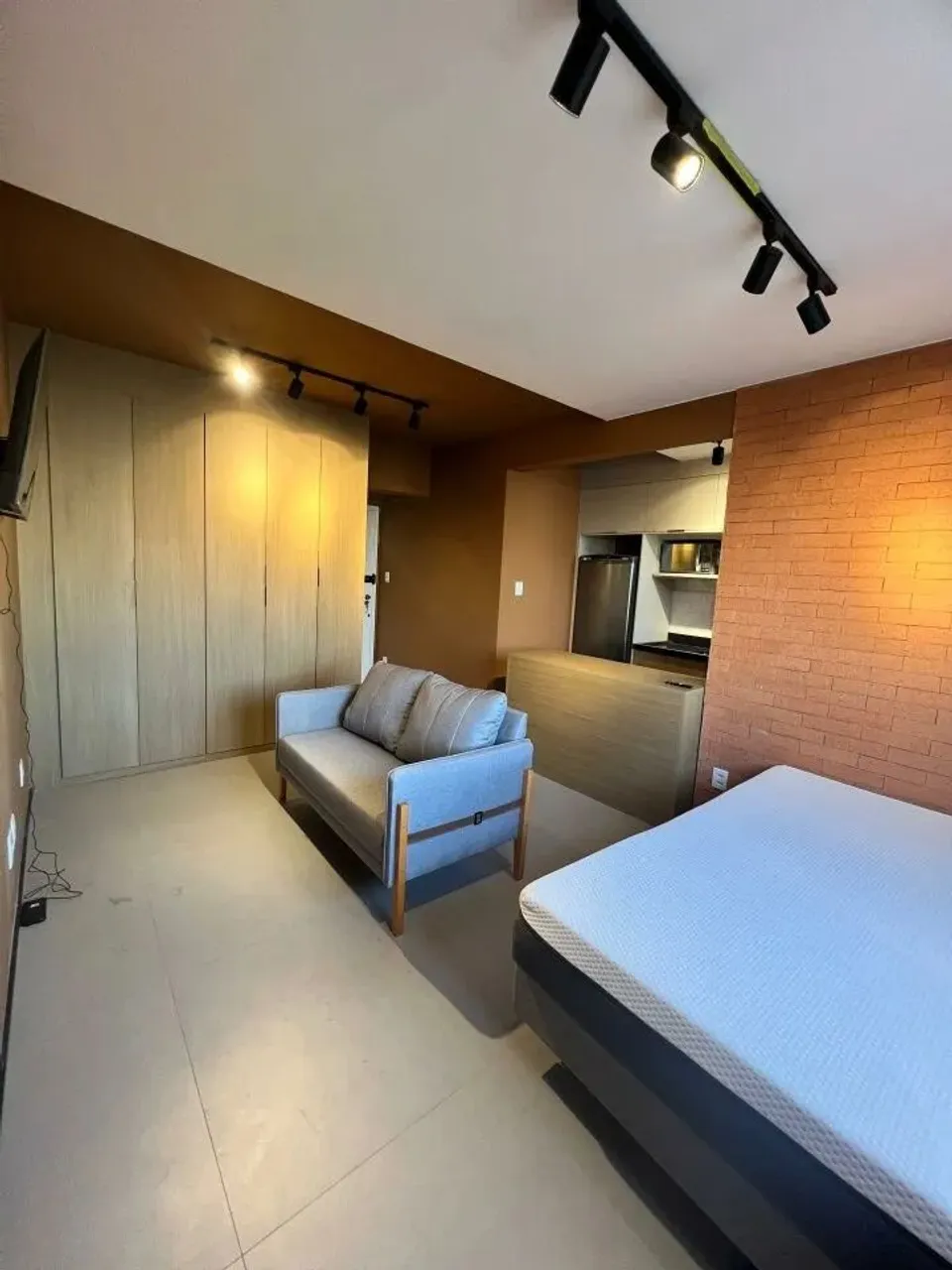Studio mobiliado para locação na Praça Roosevelt ? Consolação, São Paulo