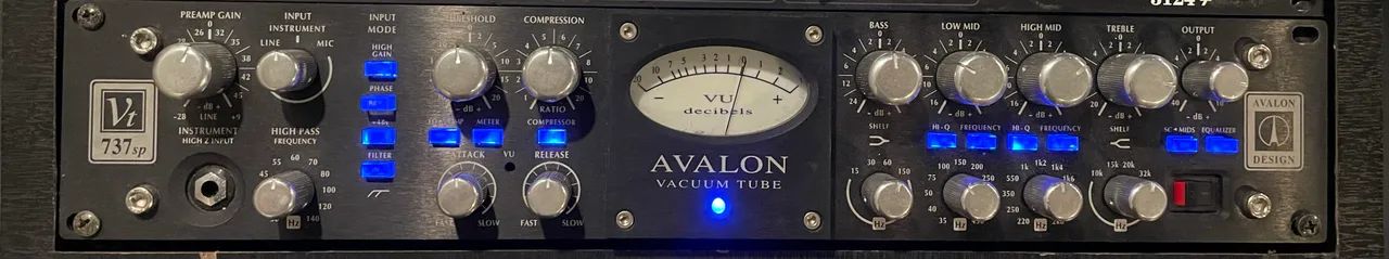 Pre amp Avalon design VT 737 SP 