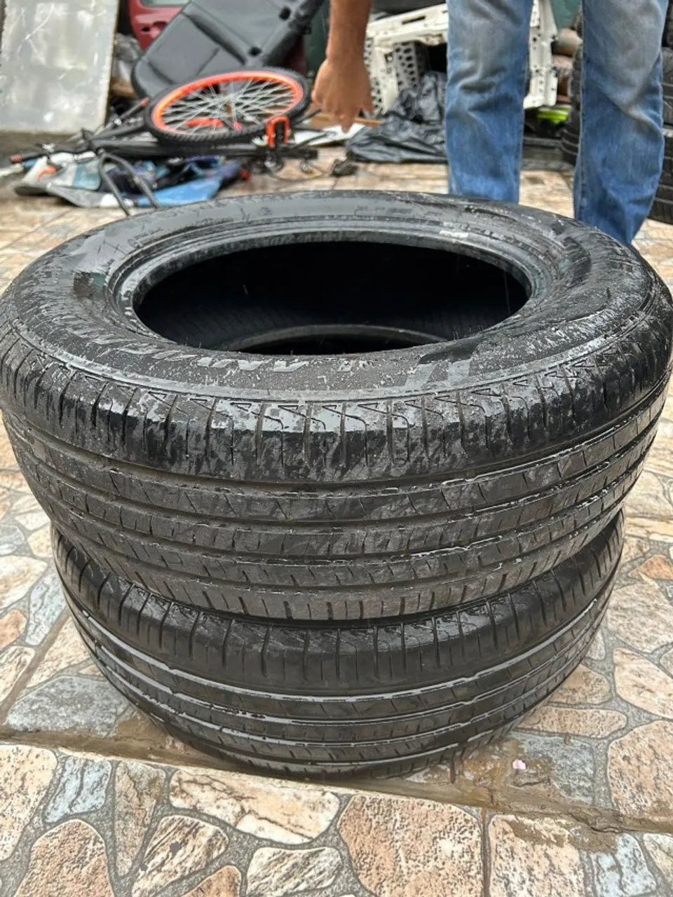 Par De Pneus Lanvigator Aro 15 Comfort Ii 205/65 R15