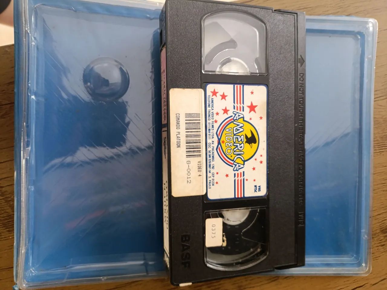 Fita VHS Comando Platoon - Foto 4