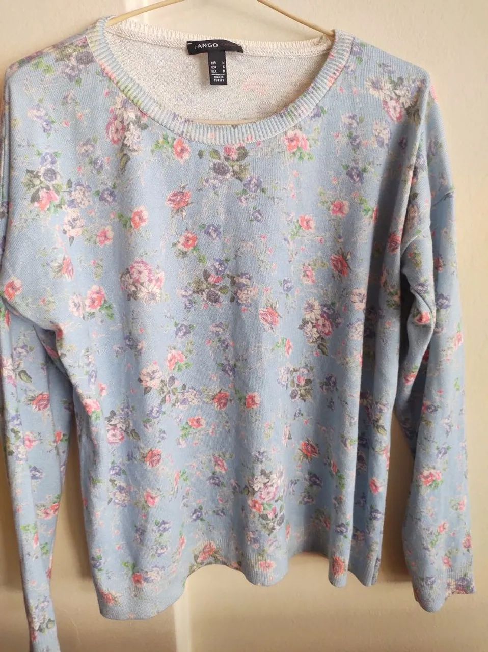 Blusa Manga Longa Floral Azul Mango importada - Foto 3
