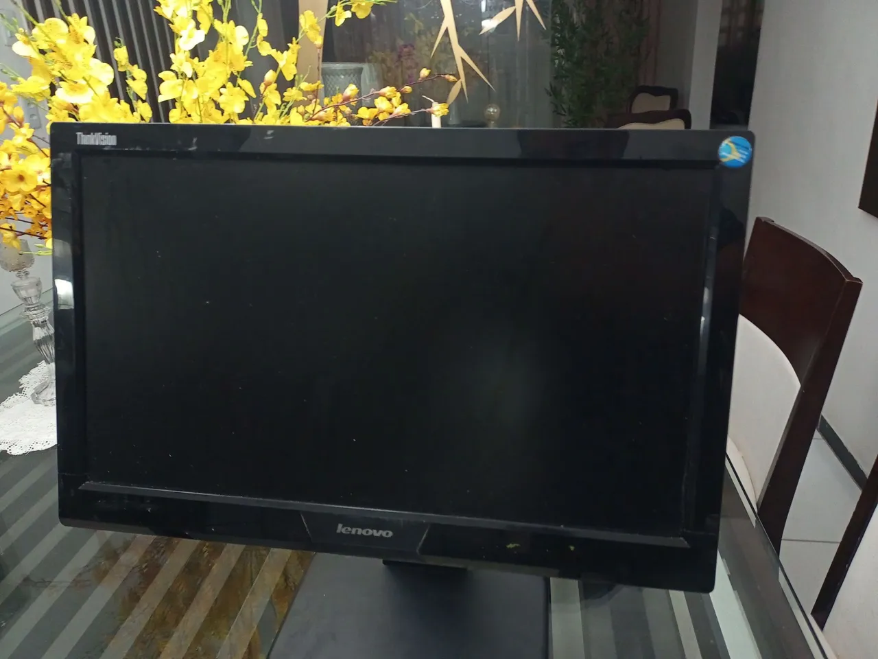 Monitor Lenovo ThinkVision