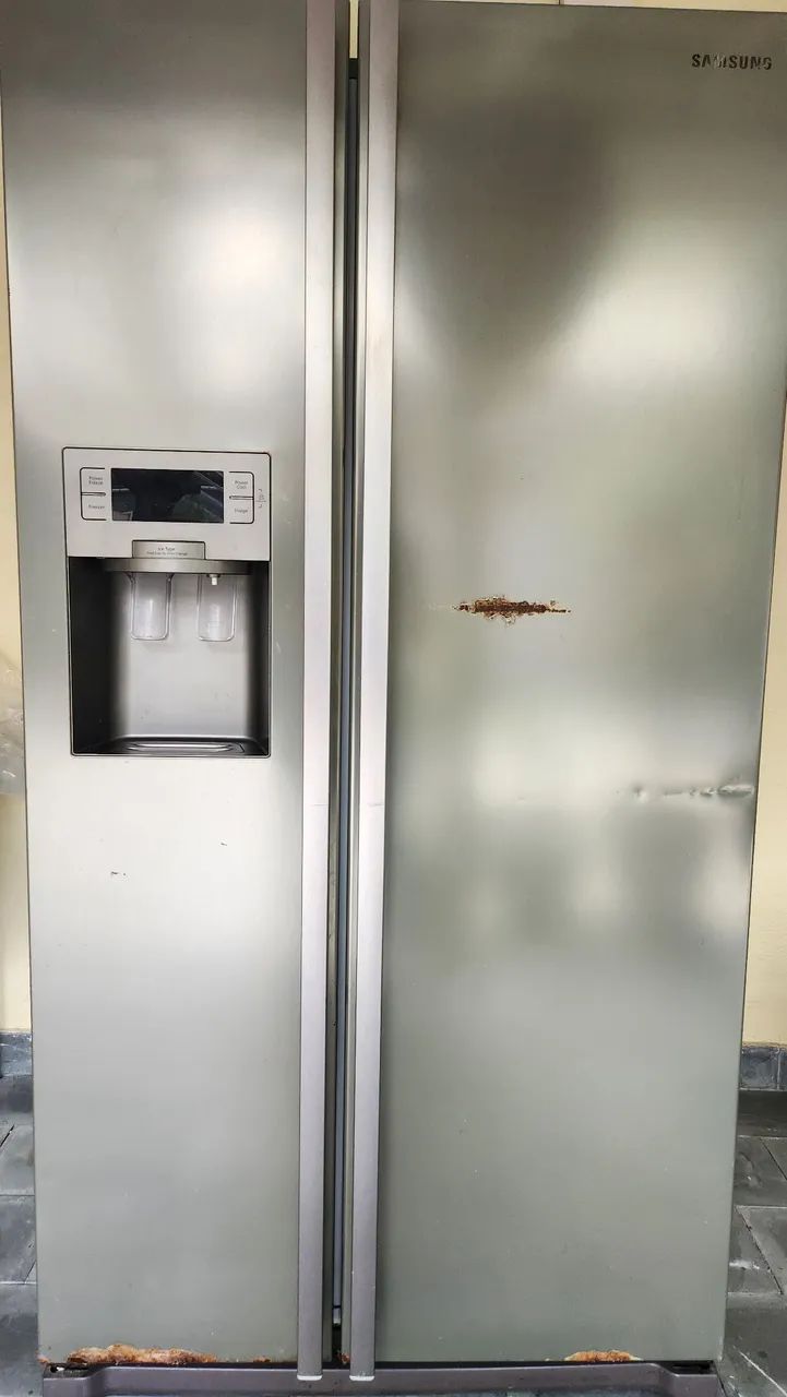 Geladeira side by side samsung 127V