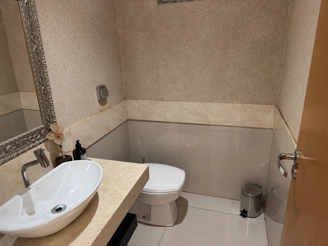 Térrea para venda possui 430 metros quadrados com 4 quartos em Jardins Verona - Goiânia -  - Foto 3