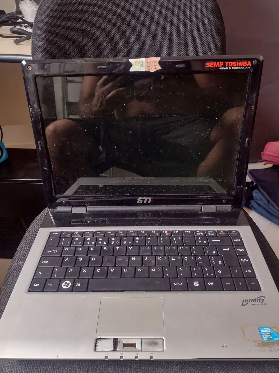 Notebook para retirar peças (tela boa)