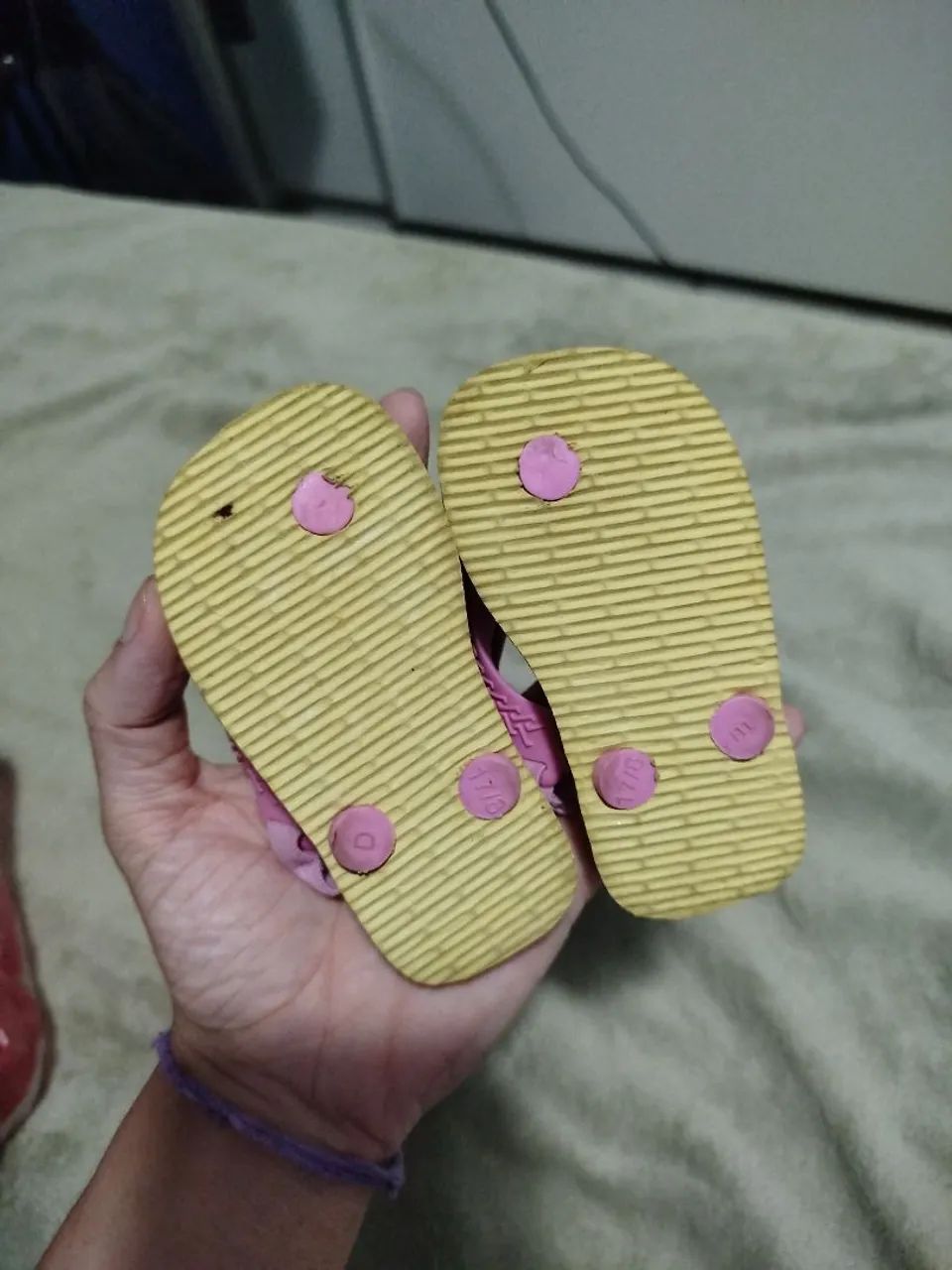 Sandálias Havaianas Infantil da Bela e a Fera - Foto 4
