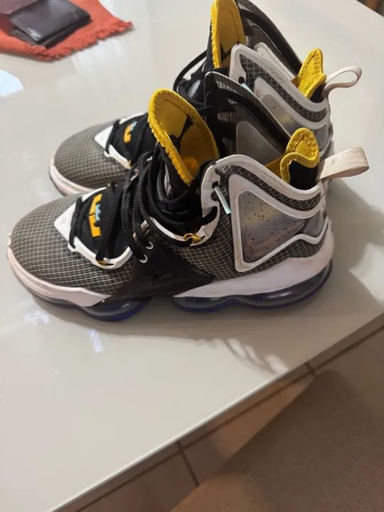 Tênis Nike LeBron número 40 - Foto 3