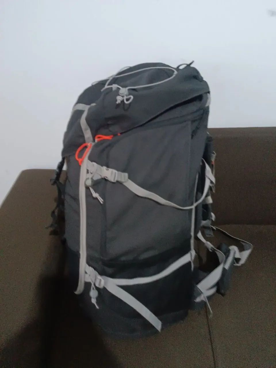 MOCHILÃO CARGUEIRO QUECHUA FORCLAZ 90L - Foto 2
