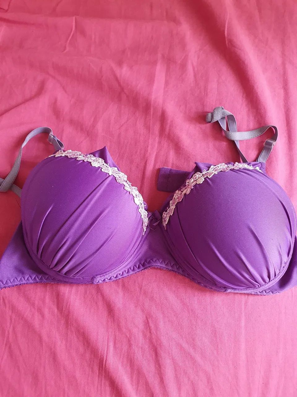 Sutiã roxo 44