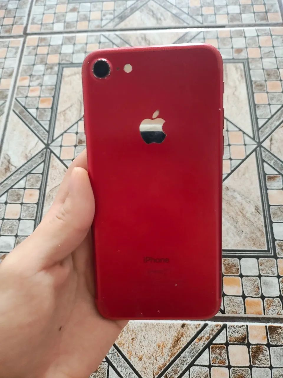iPhone 7 Vermelho (RED) para retirada de peças 