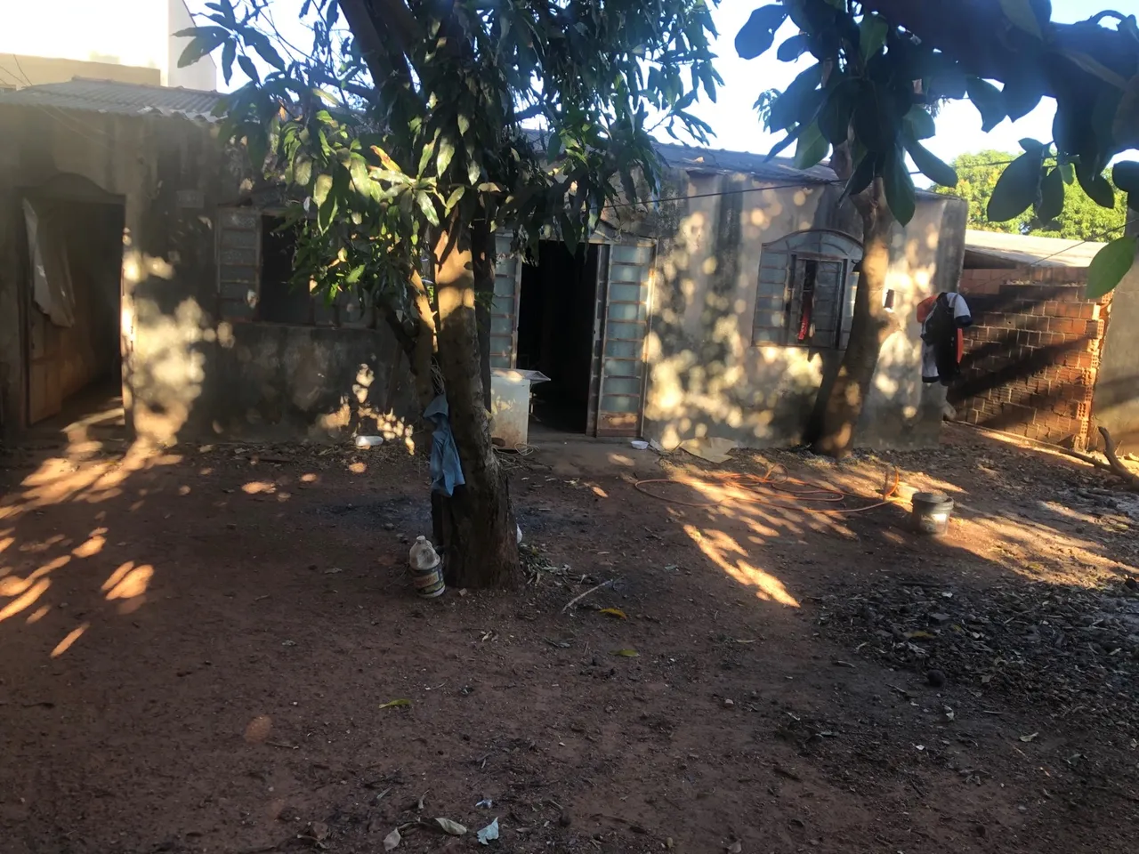 Vende-se está casa