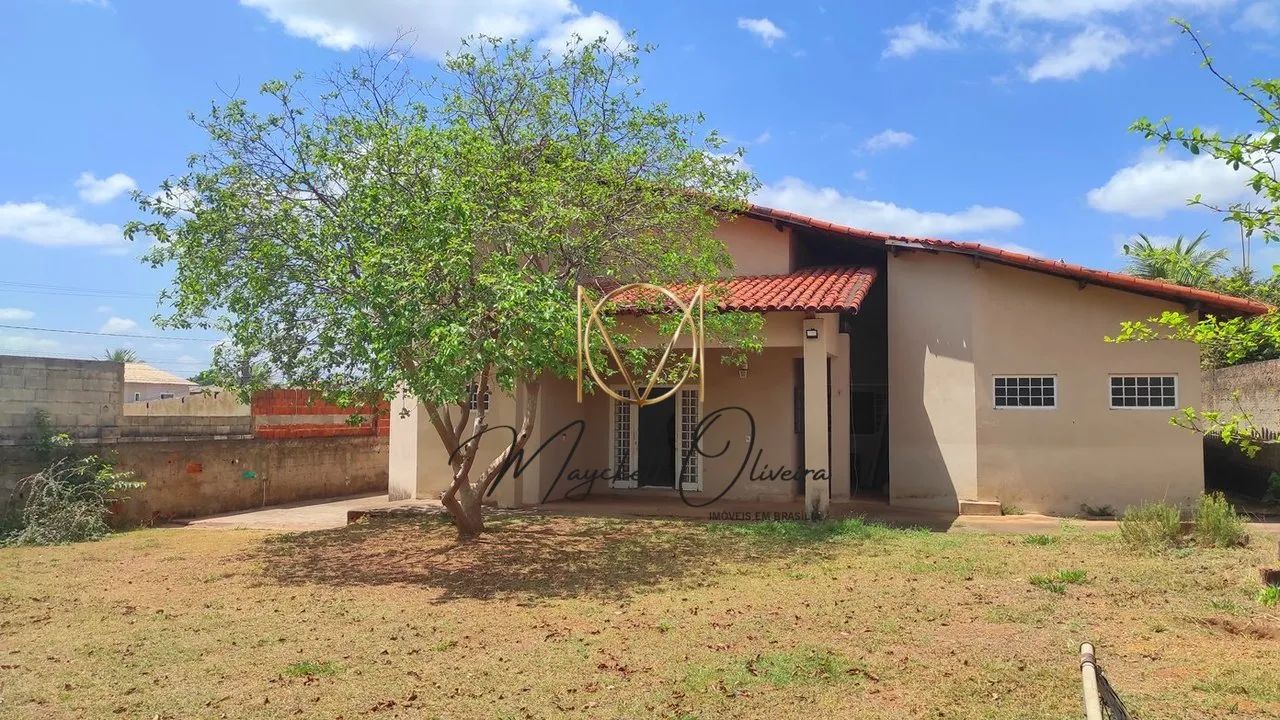Arniqueiras Casa ampla na entrada do conj. 4, lote 1100m2, excelente local - Foto 5