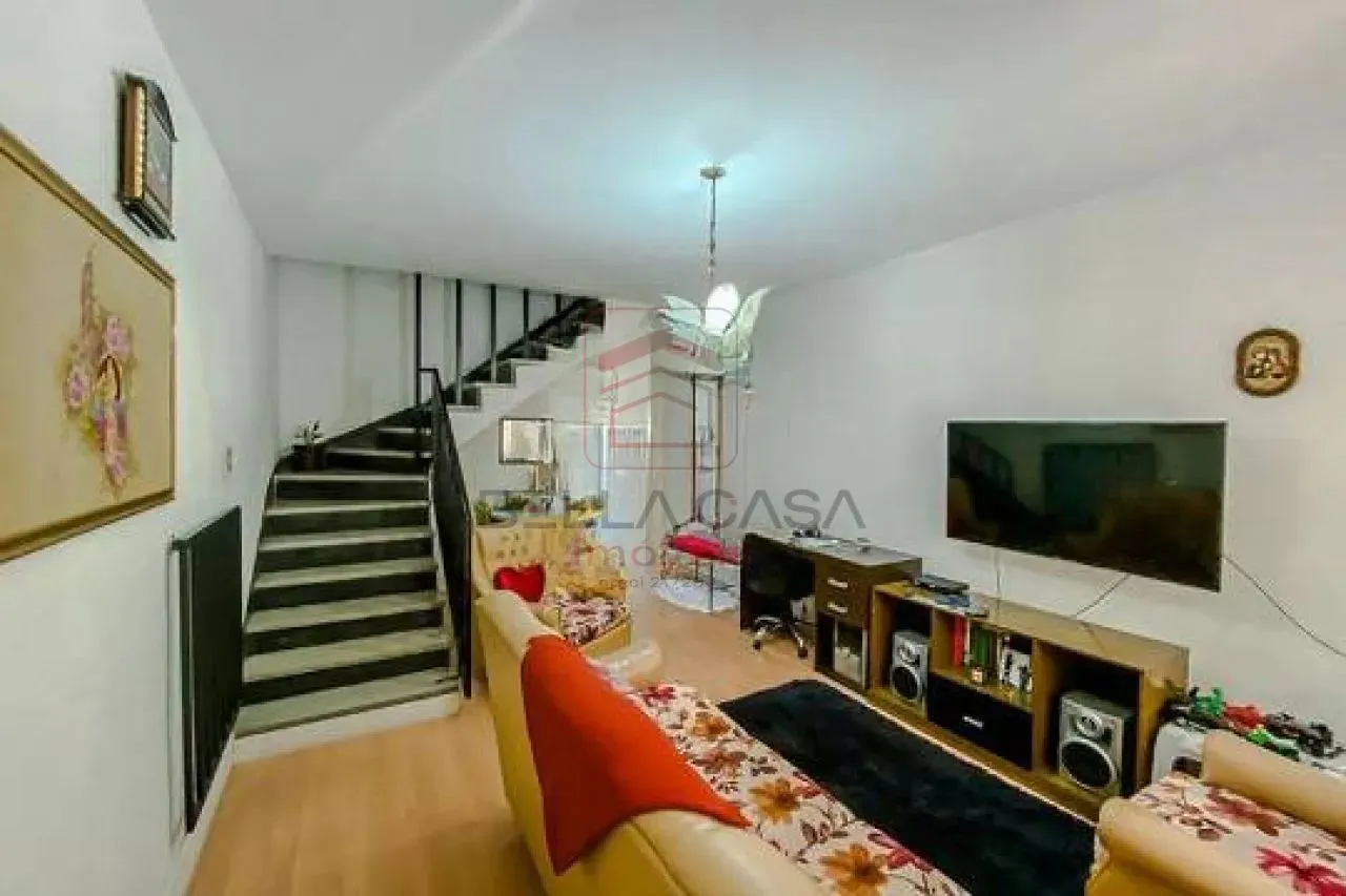 SOBRADO MOOCA 2 DORMITORIOS SALA AMPLA COZINHA 1 VAGA