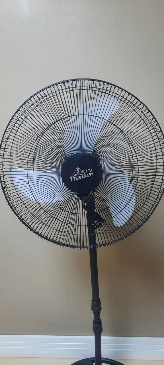 Ventilador de chão Delta Premium bivolt - Foto 3