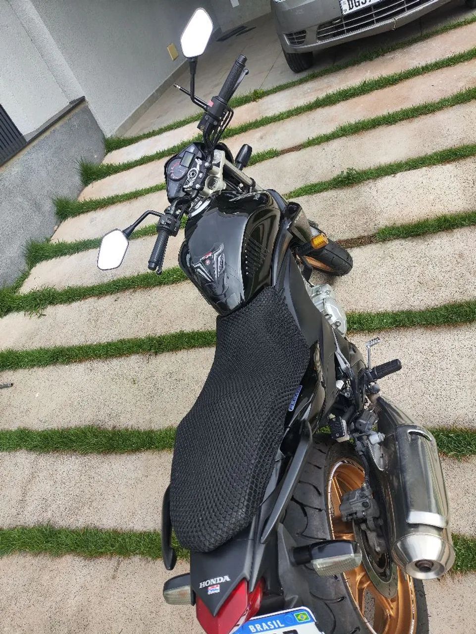 CB300R - Licenciada 2025 - Foto 3