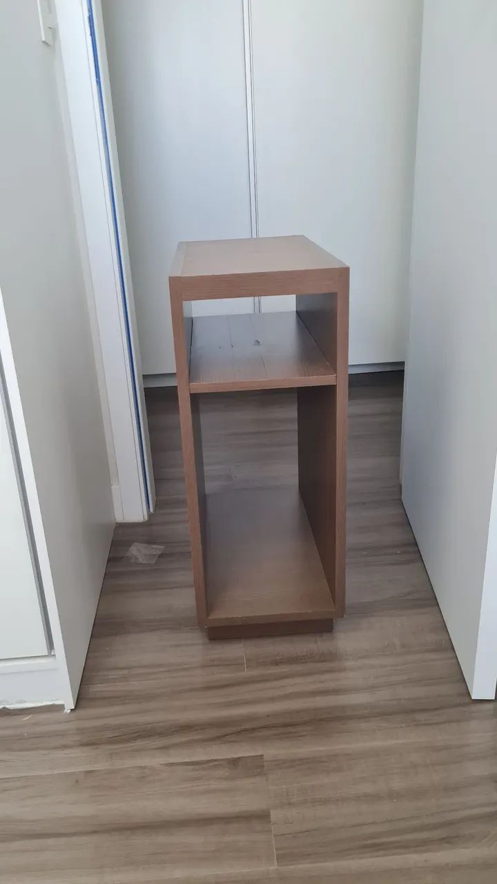 Torre para CPU Computador com rodinhas