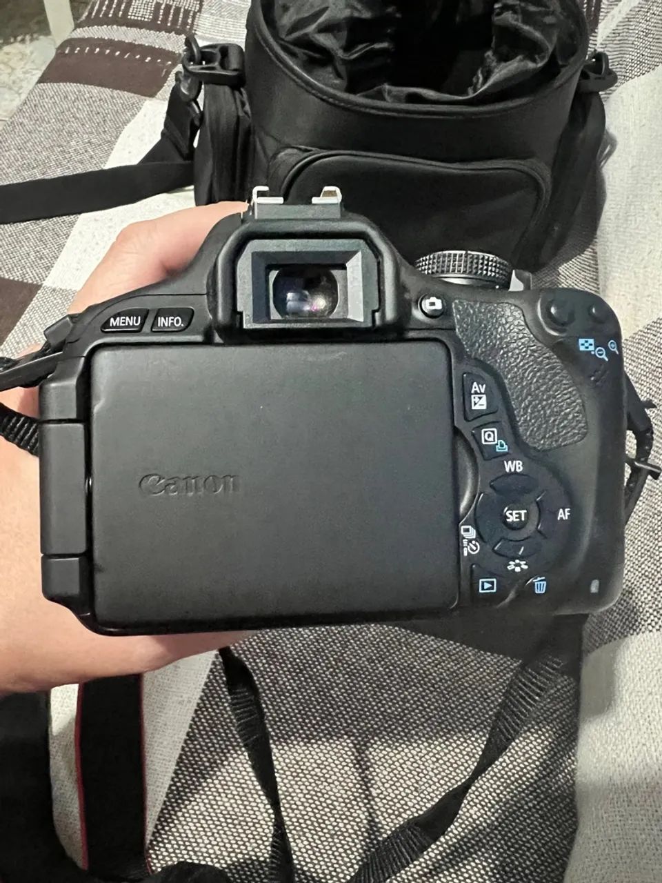 Cânon 600D - Foto 3