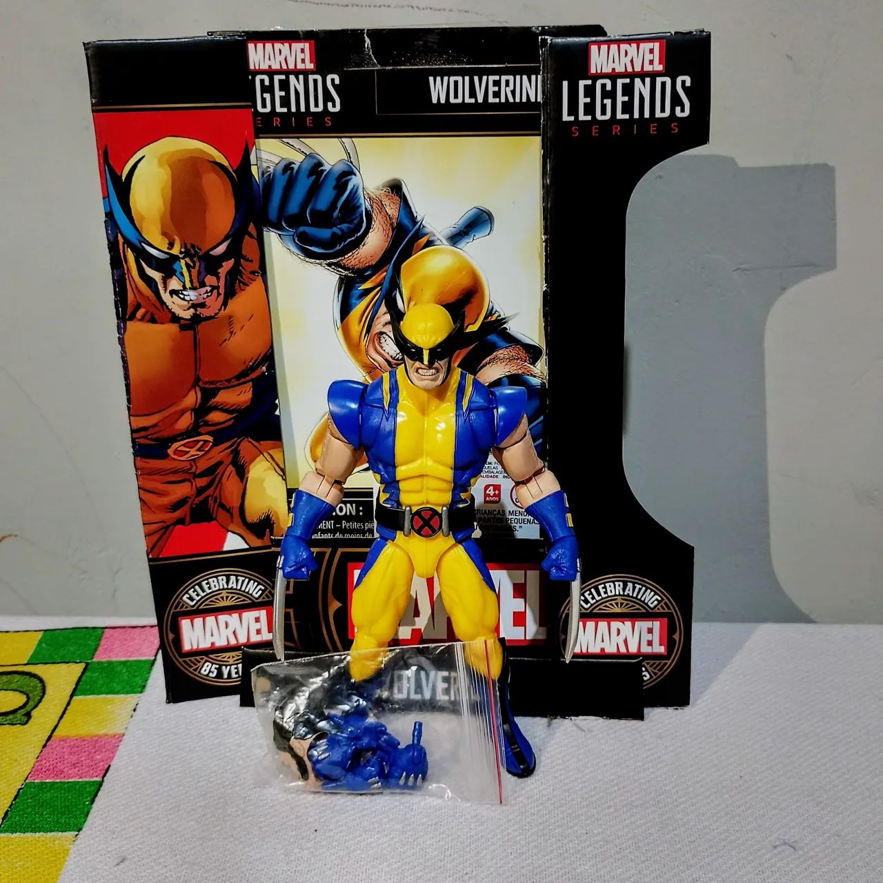 Marvel Legends Wolverine 85 anos 