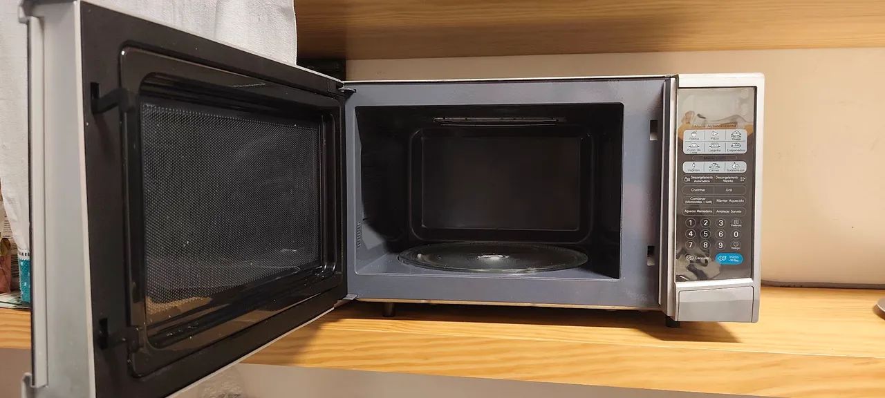 Micro-ondas LG Inverter com Grill - Espelhado e Moderno - Foto 2