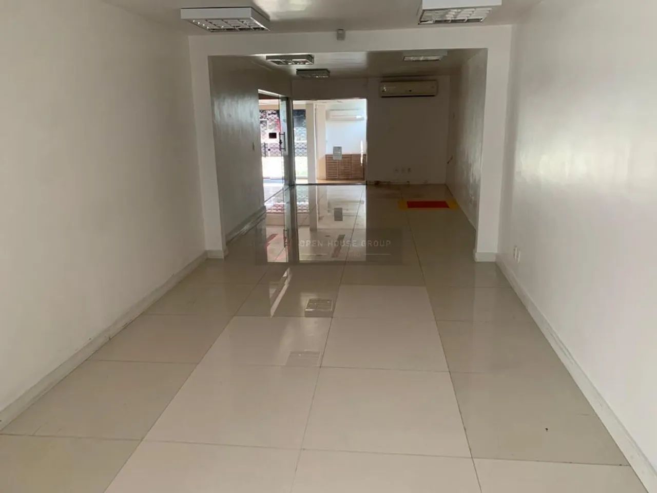 Galpão/Prédio Comercial à Venda em Itaipu - Foto 5