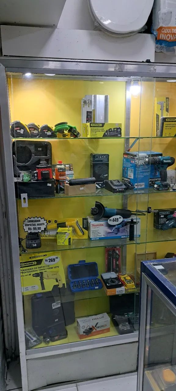 Vitrine de loja com iluminação e tranca com chave - Foto 4