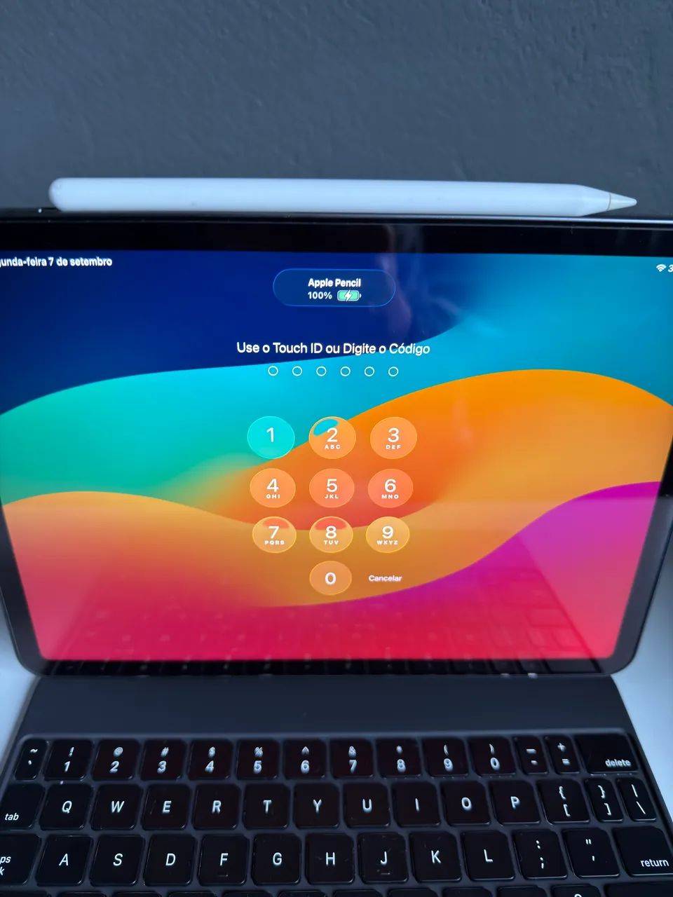 【髭禿 】iPad Air Apple Pencil Pro キーボード IPad Air 5 Geração 256GB + Apple Pencil Pro + Apple Magic Keyboard