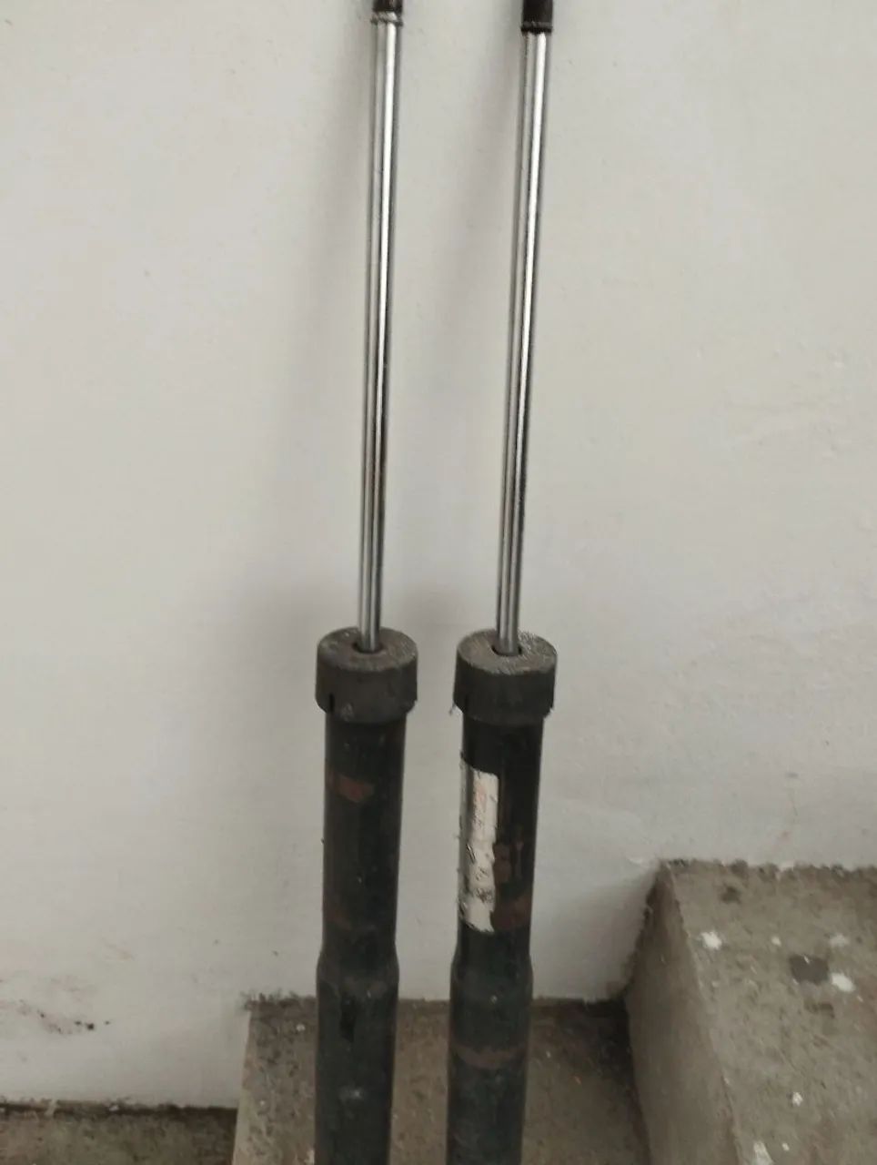 Amortecedor traseiro do Fox em excelente estado de conservação  - Foto 2