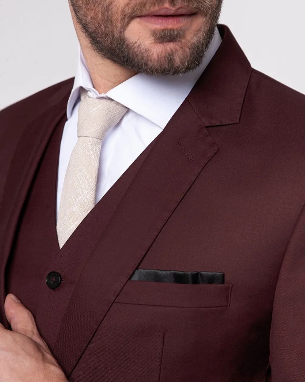 Terno Slim Fit Savile Vinho - Plus Size - Foto 4