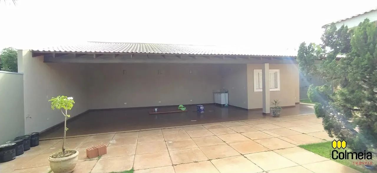 CASA COM PEÇAS ESPAÇOSAS E ACONCHEGANTES. - Foto 4