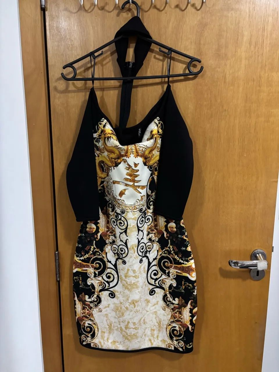 Desapego roupas lança perfume e charry - Foto 3