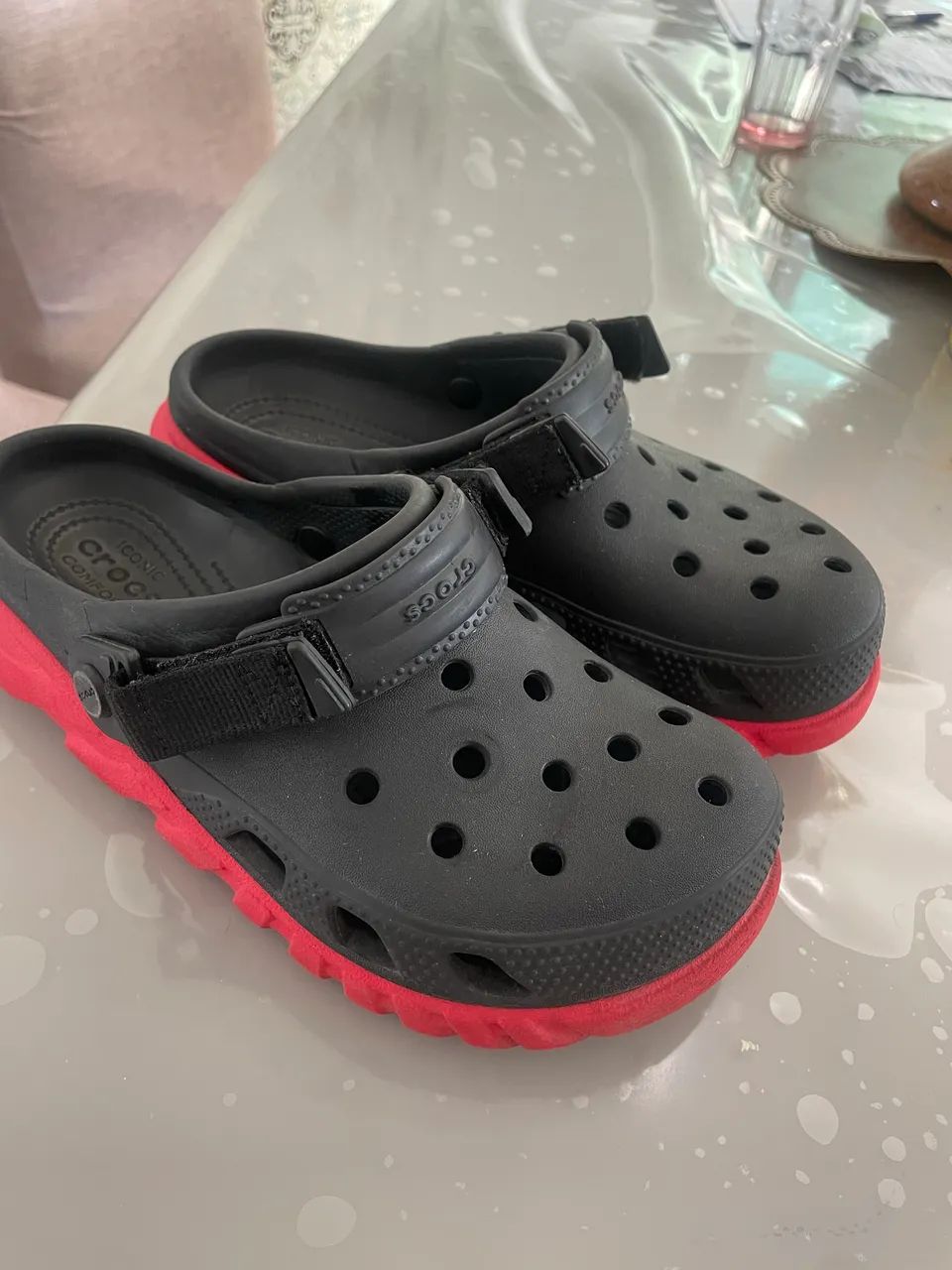 CROCS SEMINOVO 38-39