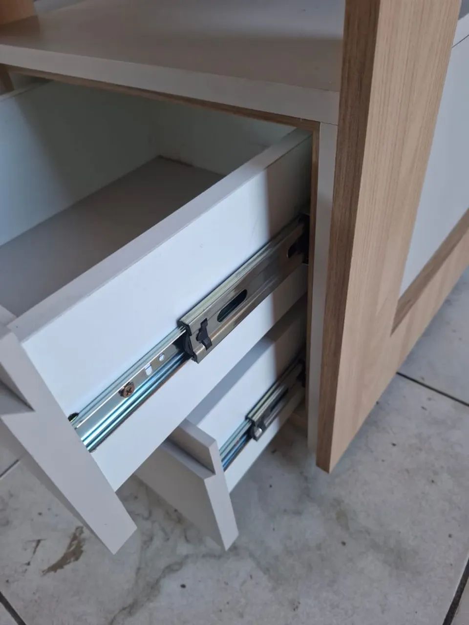Móveis Mdf vendo os 2 por 600 - Foto 2