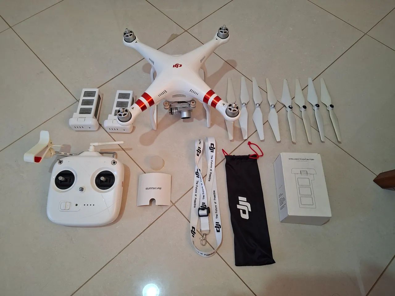 DRONE DJI PHANTOM 3 STANDARD